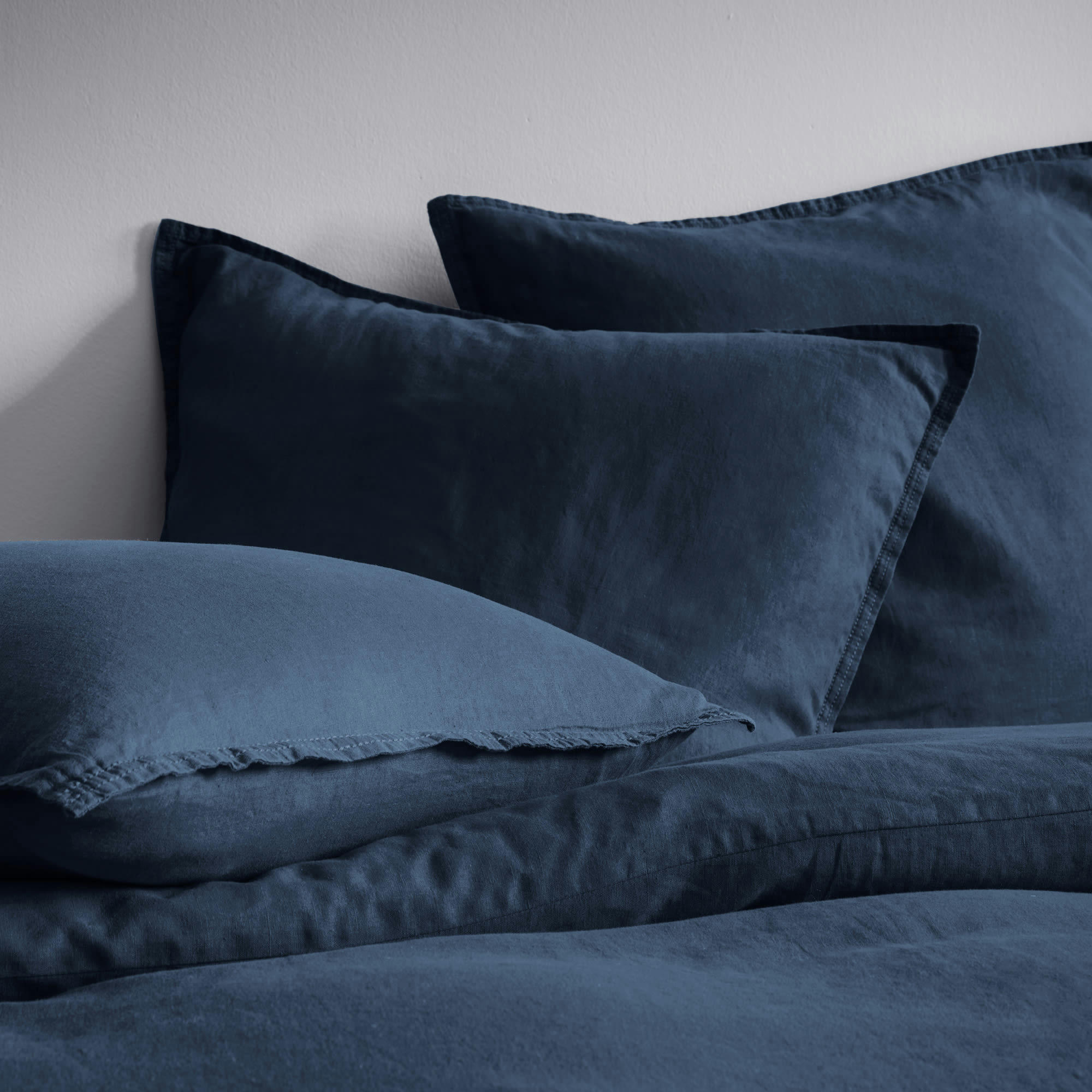 LIN LAVE - Set de 2 taies d’oreiller unies en lin lavé Bleu Marine 50x70cm