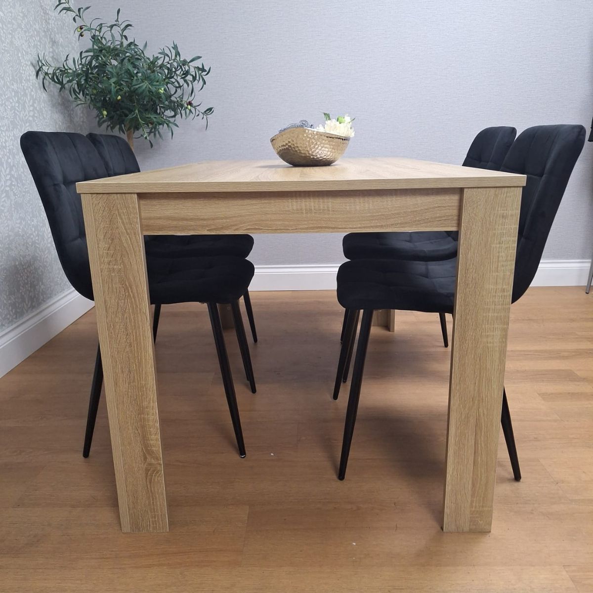 KOSY KOALA Oak Effect Dining Table Set With 4 Black Velvet Chairs Dining Room Furniture