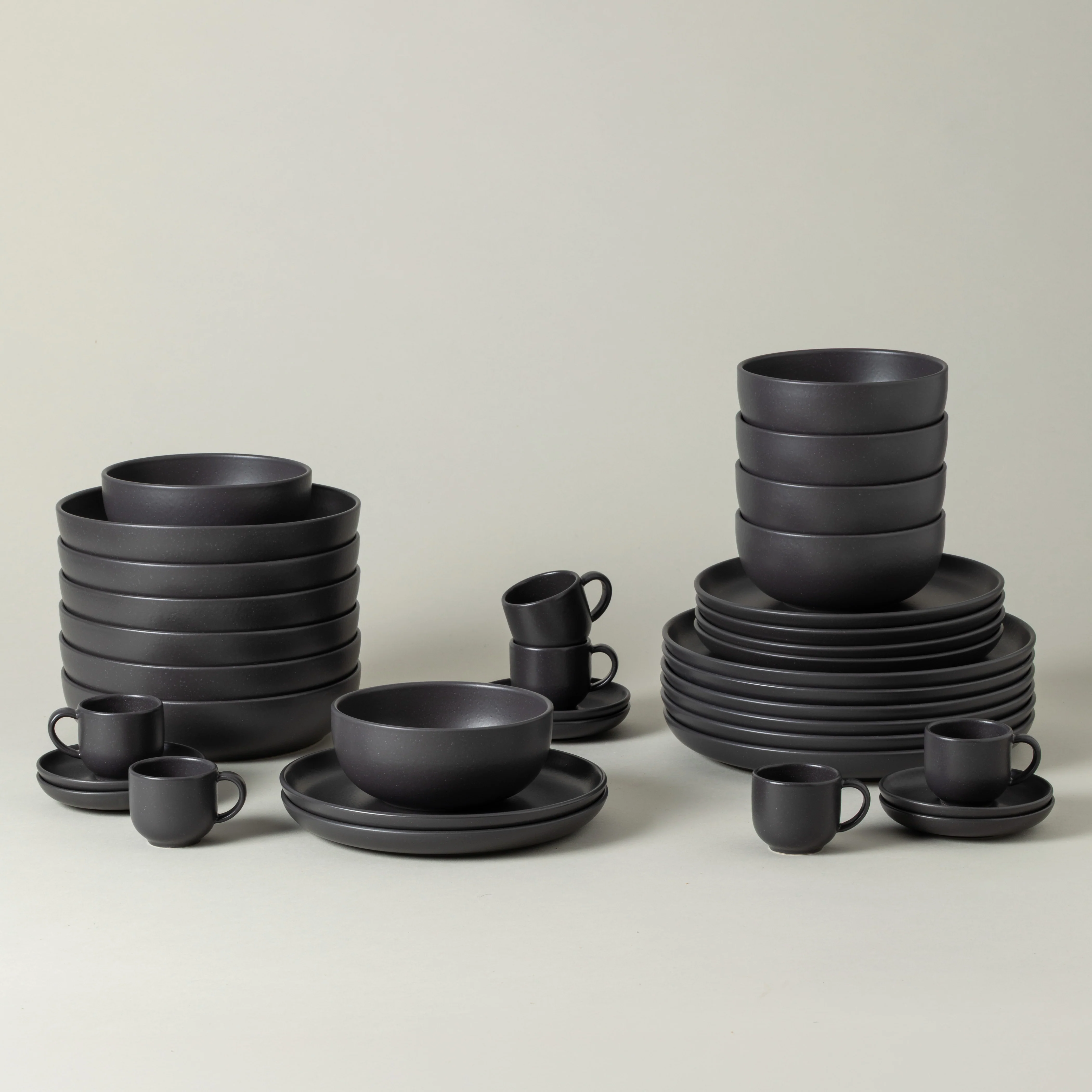 30-Piece Dinnerware Set with Coffee Cup and Saucer Pacifica, Casafina by COSTA NOVA