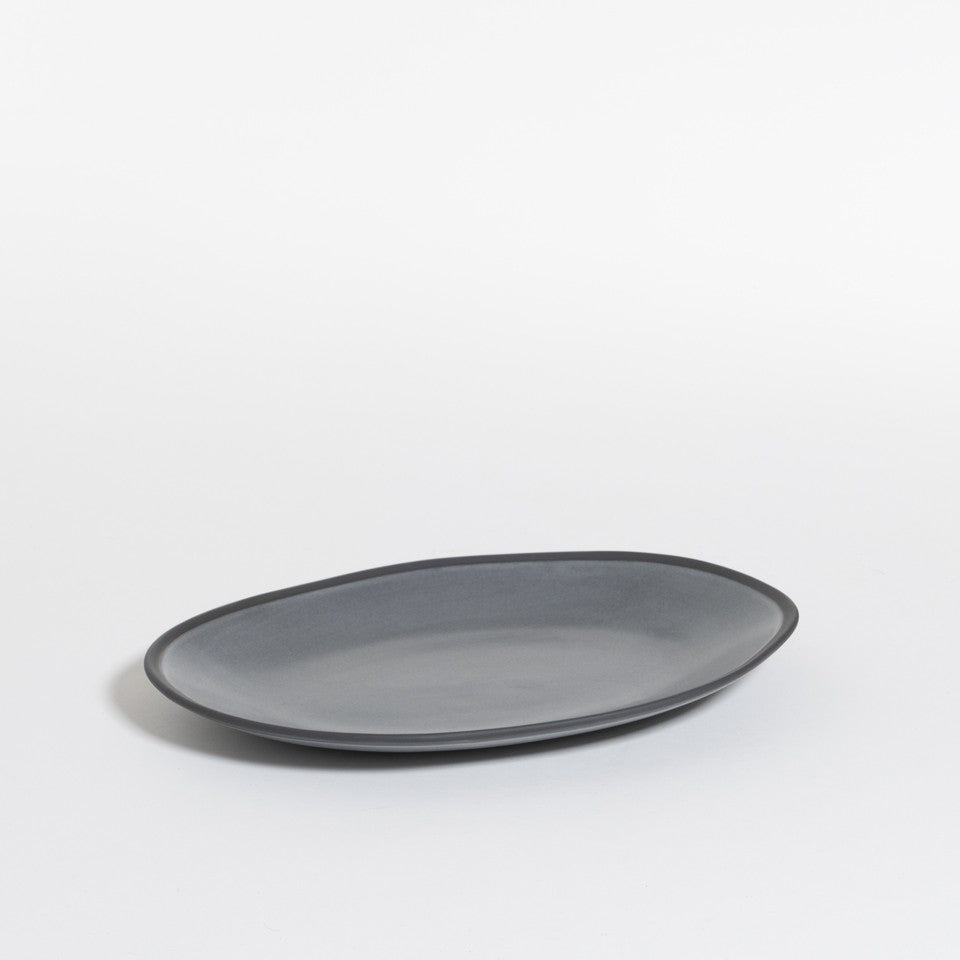 The Table Atelier Serveerschaal 24,5x16 cm Black Truffle