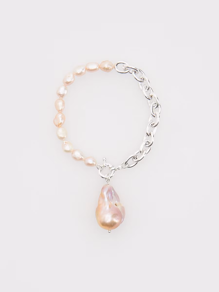 Silver-Plated Bracelet With Natural Pearls
