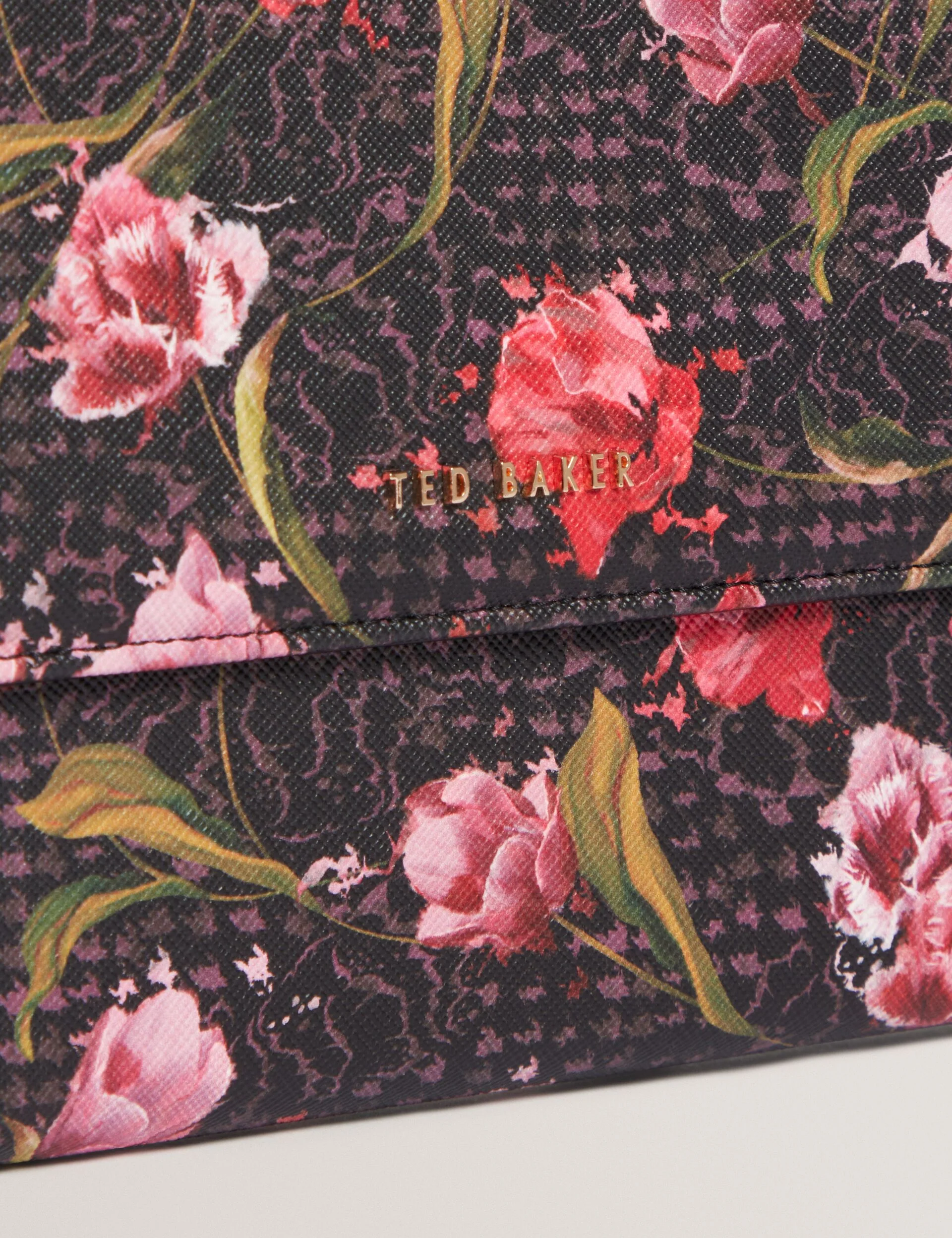 TULBRY | BLACK