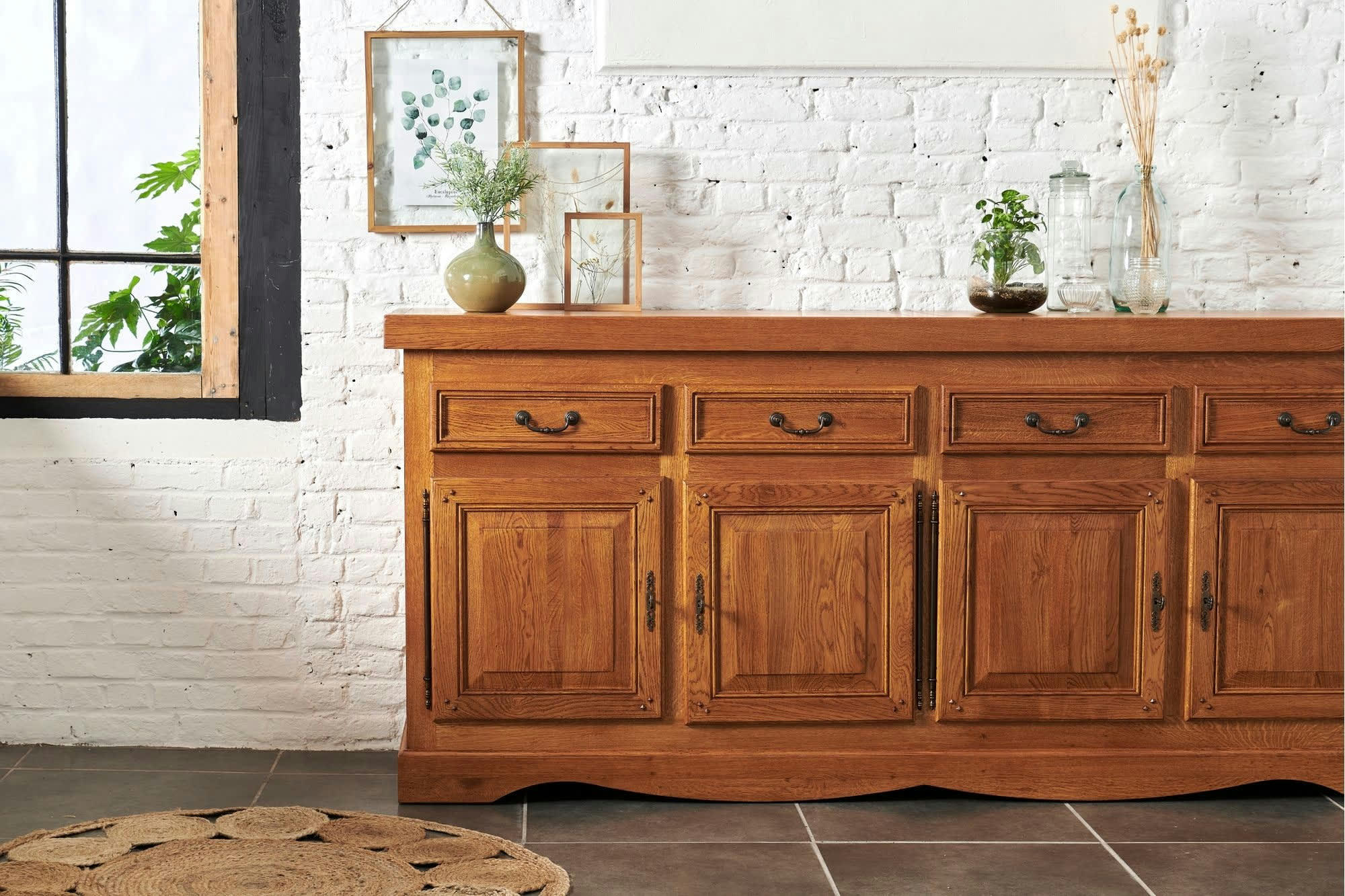 LA BRESSE - Bahut en chêne massif 4 portes et 4 tiroirs