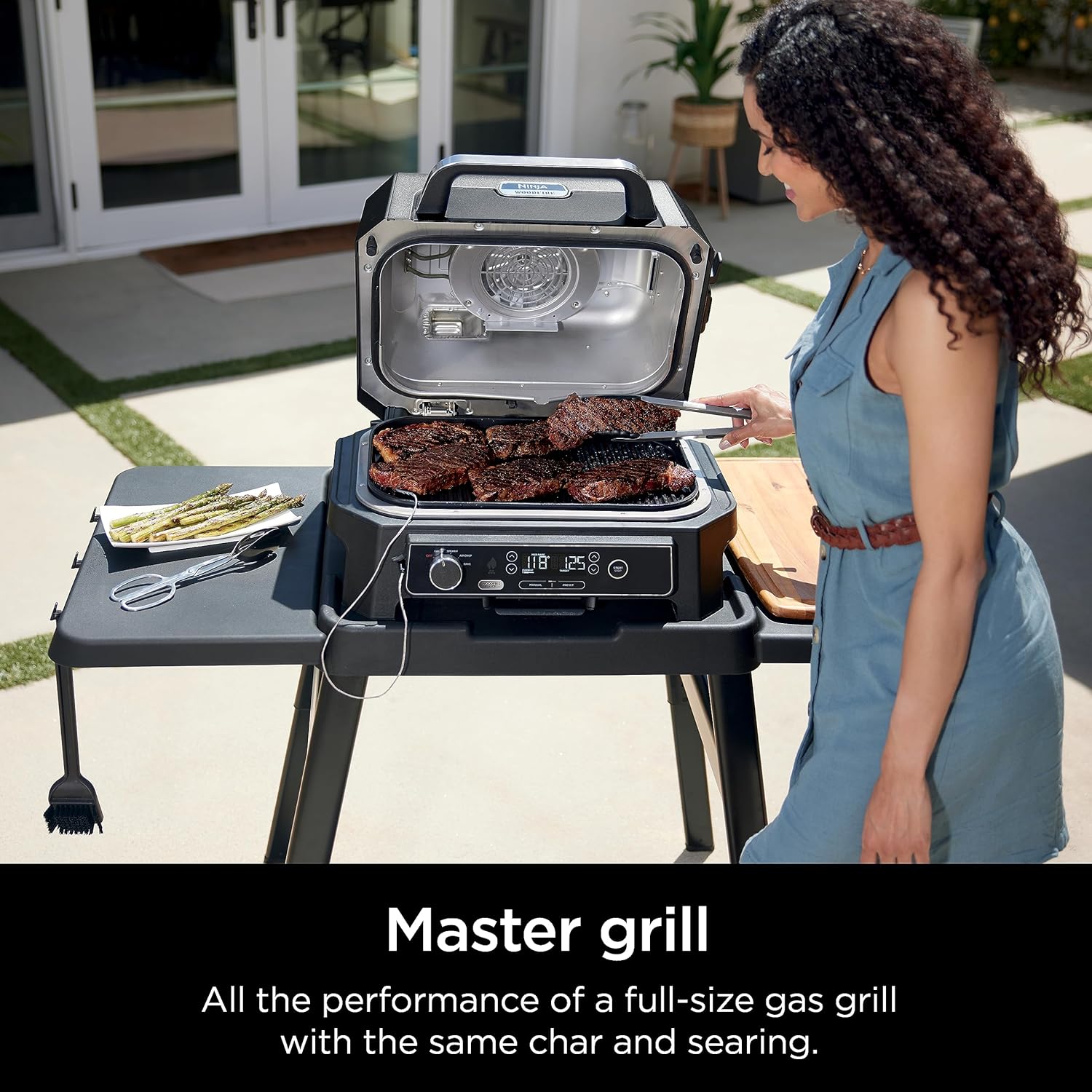 Ninja | Grill & Smoker | Outdoor Woodfire Pro XL | 4 in 1 Grill  BBQ Smoker  Air Fryer & Bake | Portable | Includes Built in Thermometer & 2 Woodfire Pellet Packs | Dark Grey | OG850