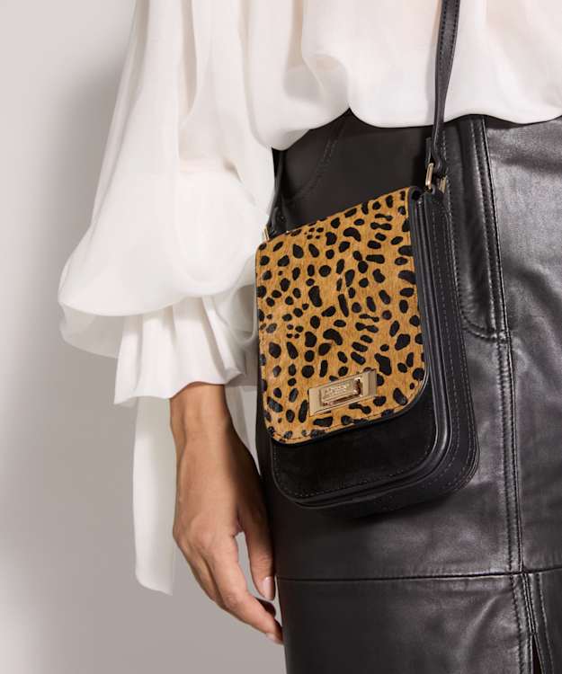 Dinkydiscreet Black - Leopard-Print Cross-Body Bag