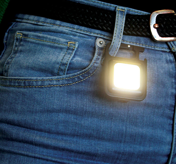 Mini-lampe torche multifonction rechargeable - Avidsen - 103647