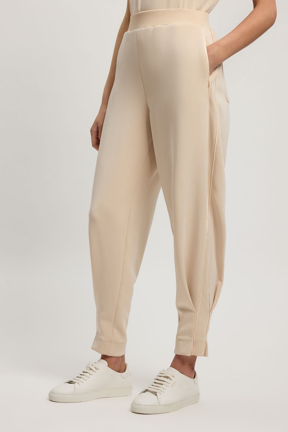 KarenMillen Premium Luxe Barrel Leg Jogger