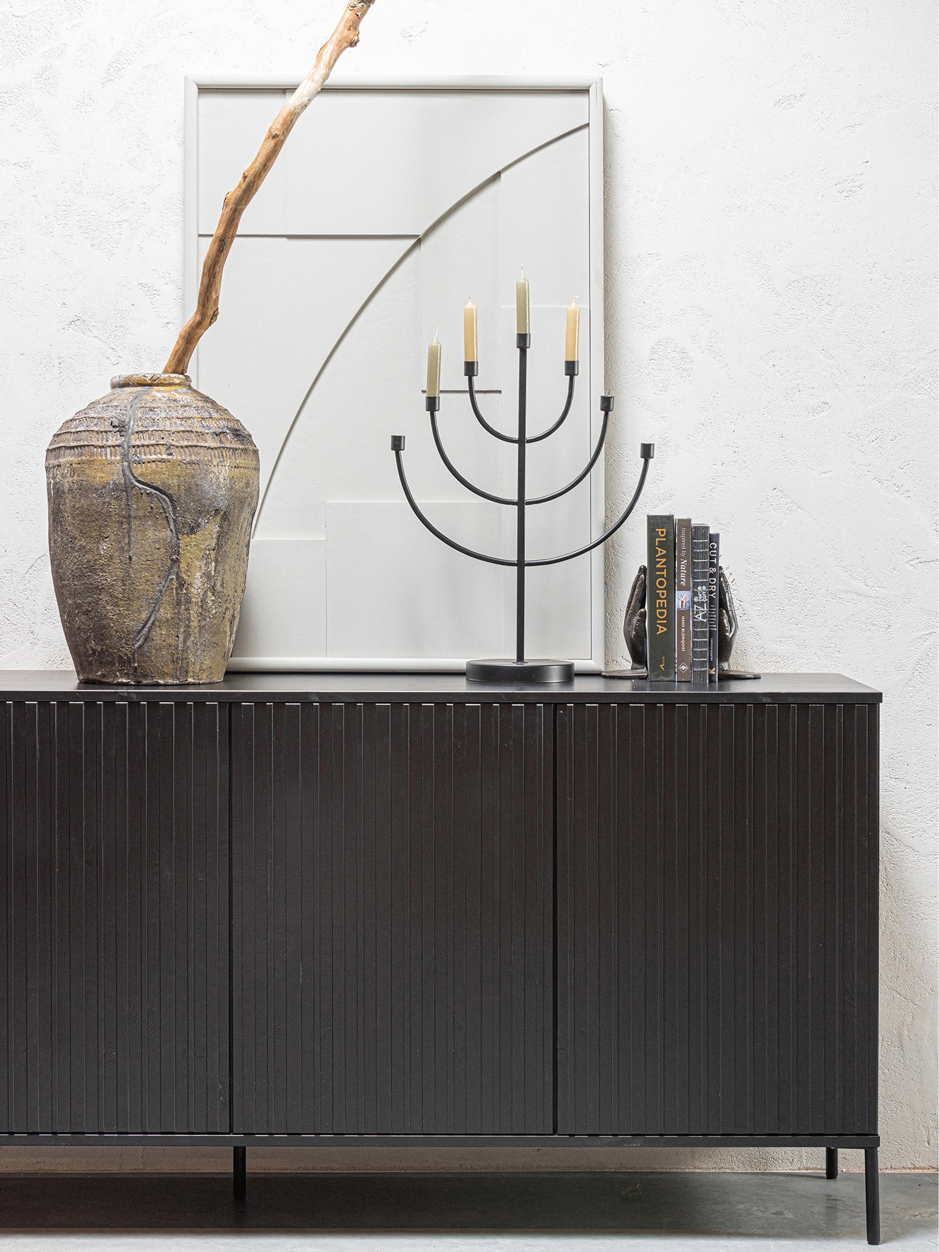 Sideboard Avourio aus Kiefernholz mit geriffelter Front