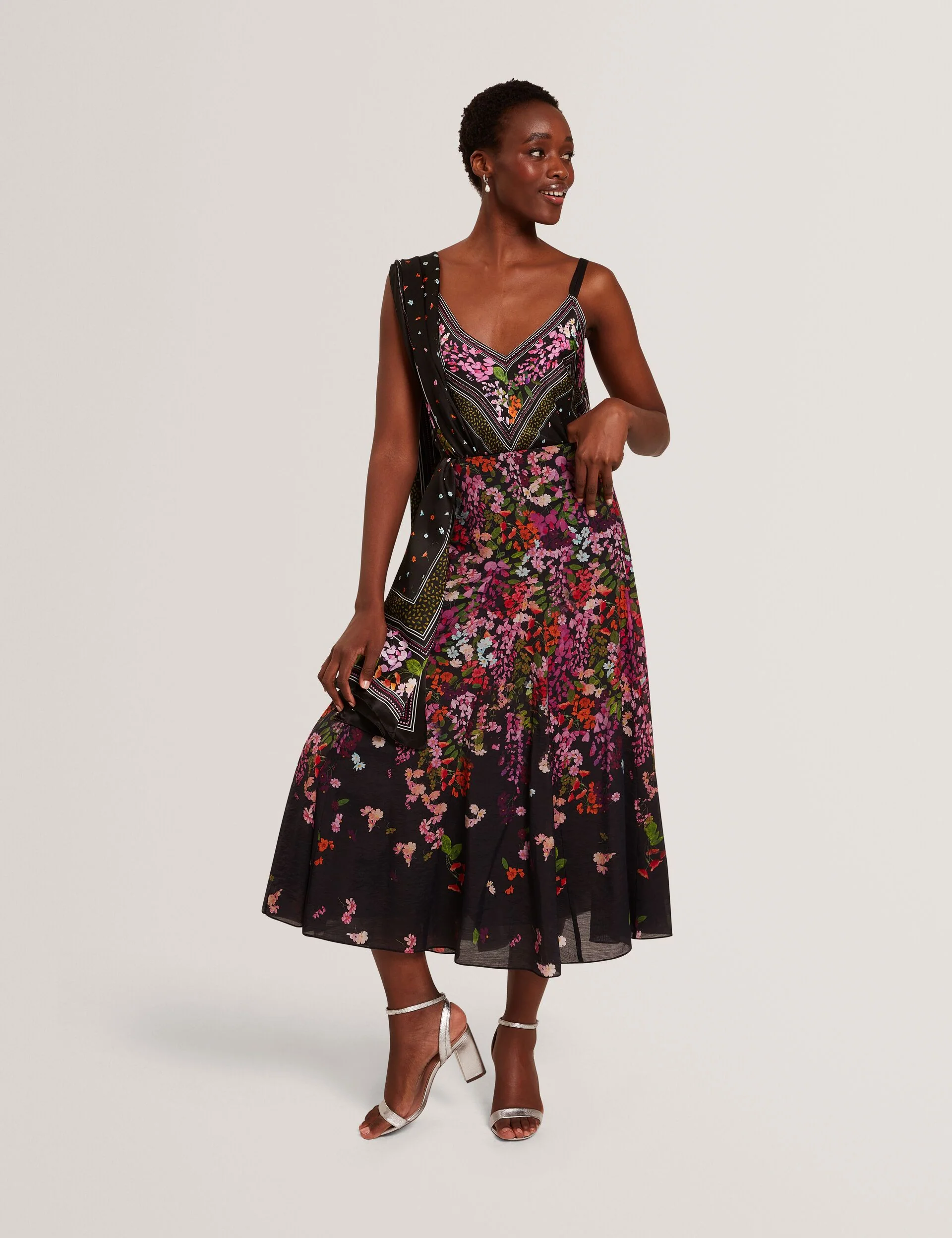 AZHA | BLACK