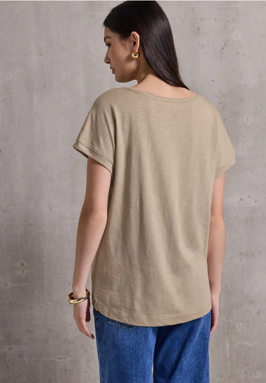 Basic V-Neck Shirt