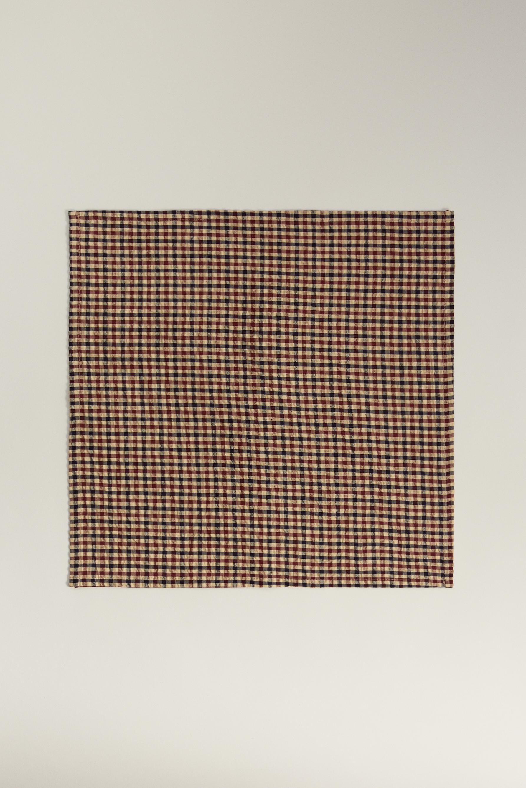 Pack 2 servilletas cuadro vicky 45 x 45 cm