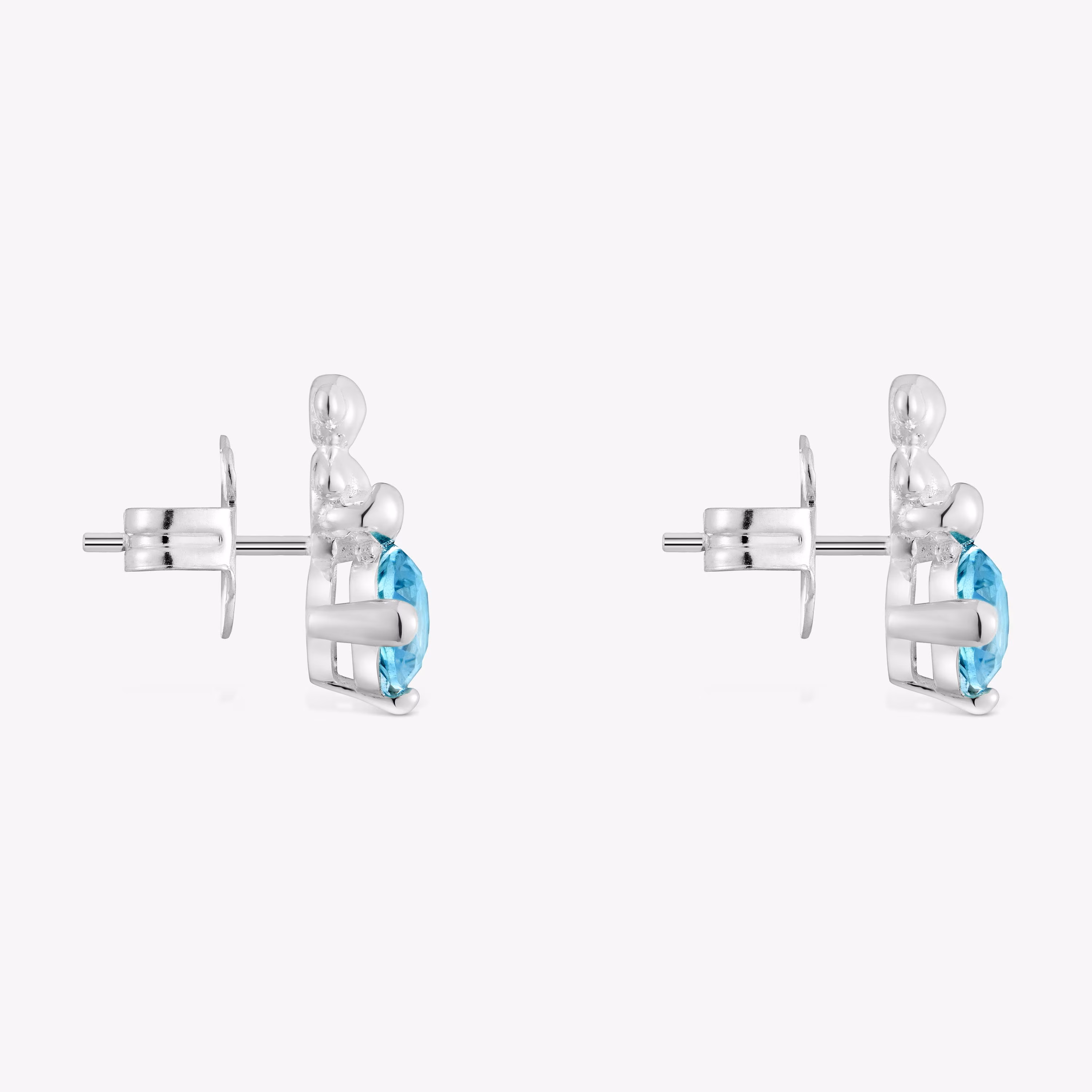Pendientes motivo oso de plata y zafiro azul creado en laboratorio Bold Bear LGG