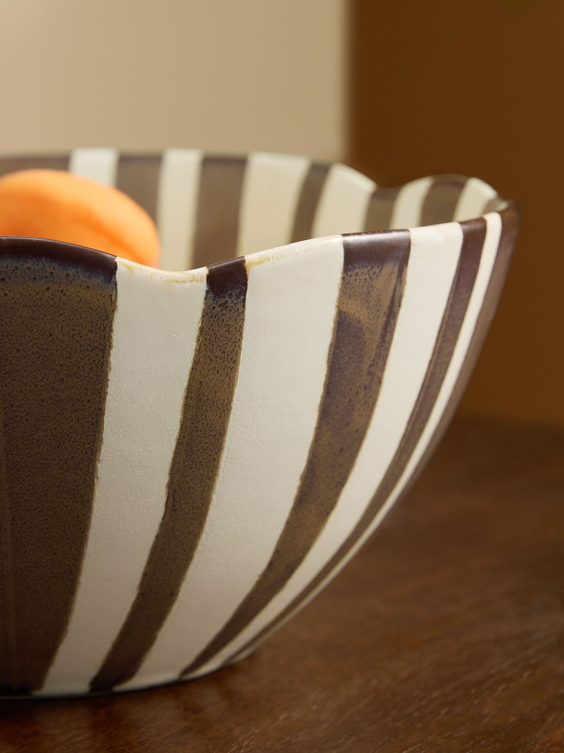 Bernardo Serving Bowl in Brown