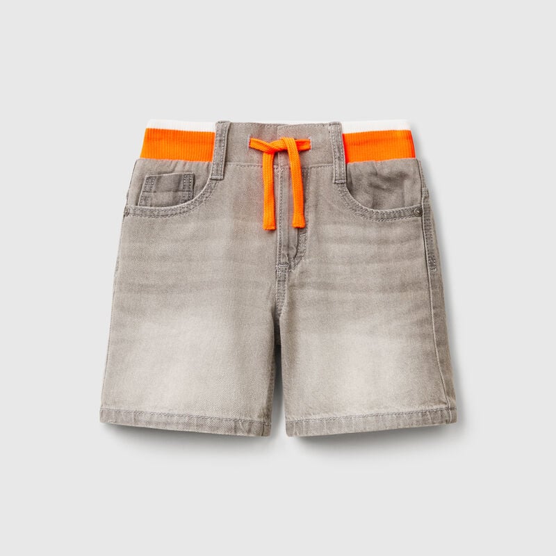 Straight jean shorts