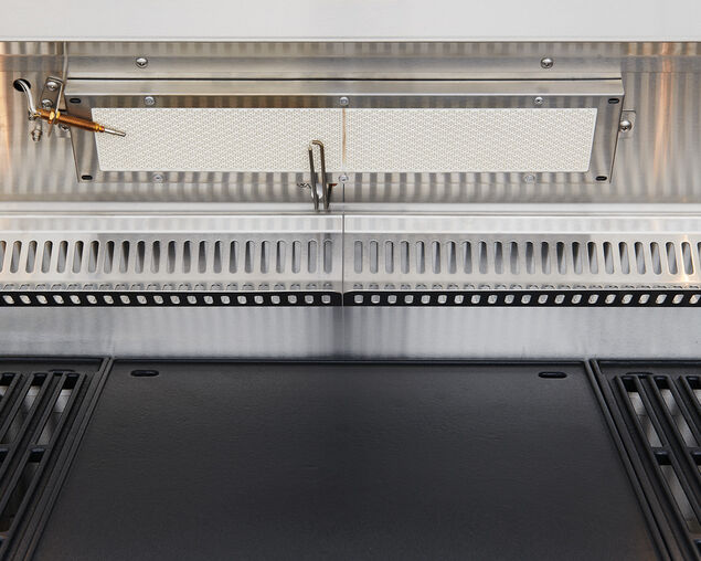 BeefEater 7000 Premium 4 Burner Flame Failure Build-In BBQ