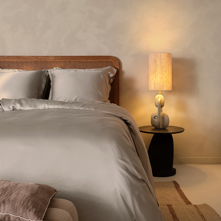 Coco & Cici - Tencel Sateen Dekbedovertrek 200 x 220 cm - 2 Persoons Beddengoed - Taupe - Lyocell - Hypoallergeen & Extra Zacht - 2 Kussenslopen