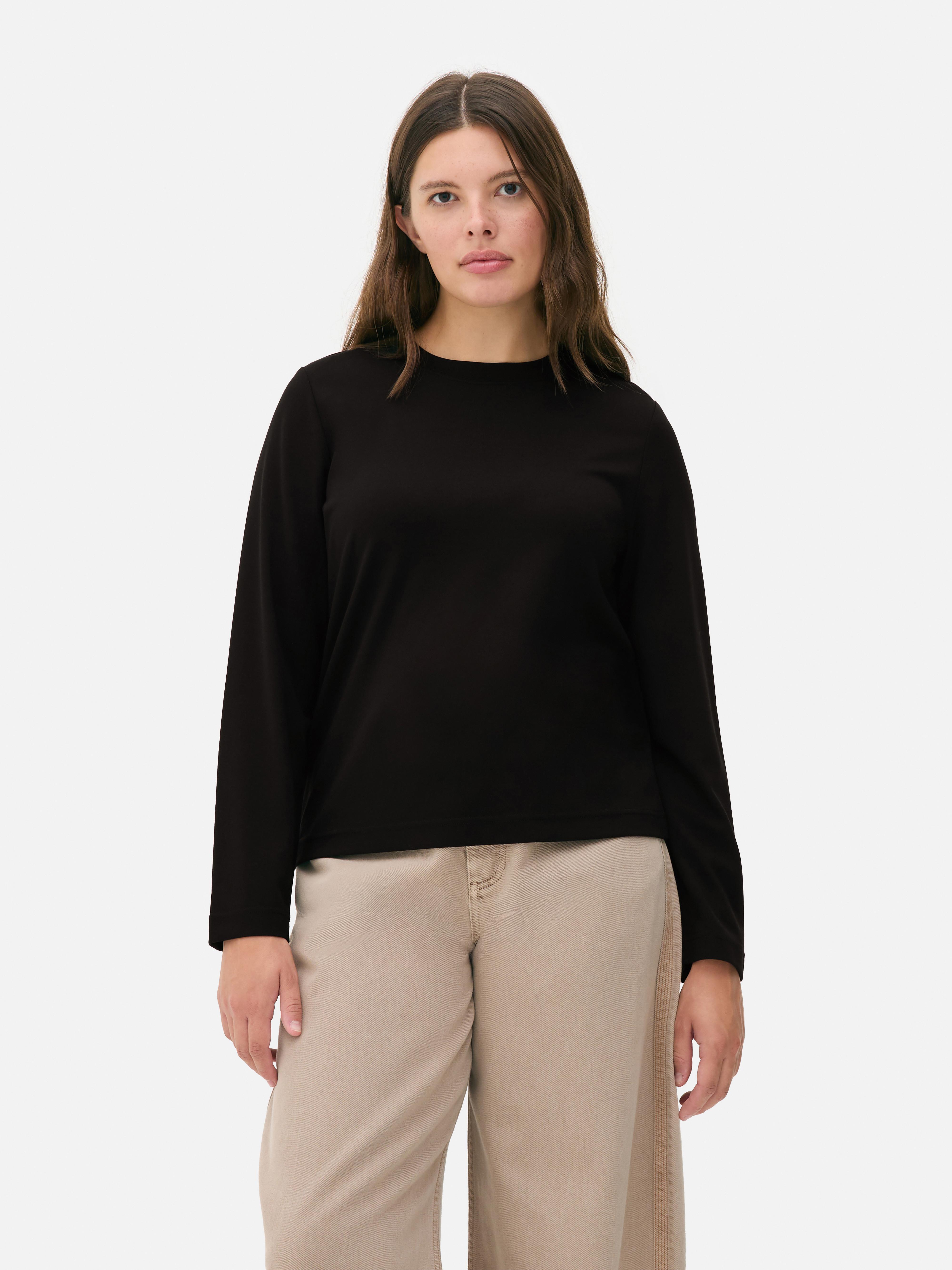 Essential Long Sleeve Tee