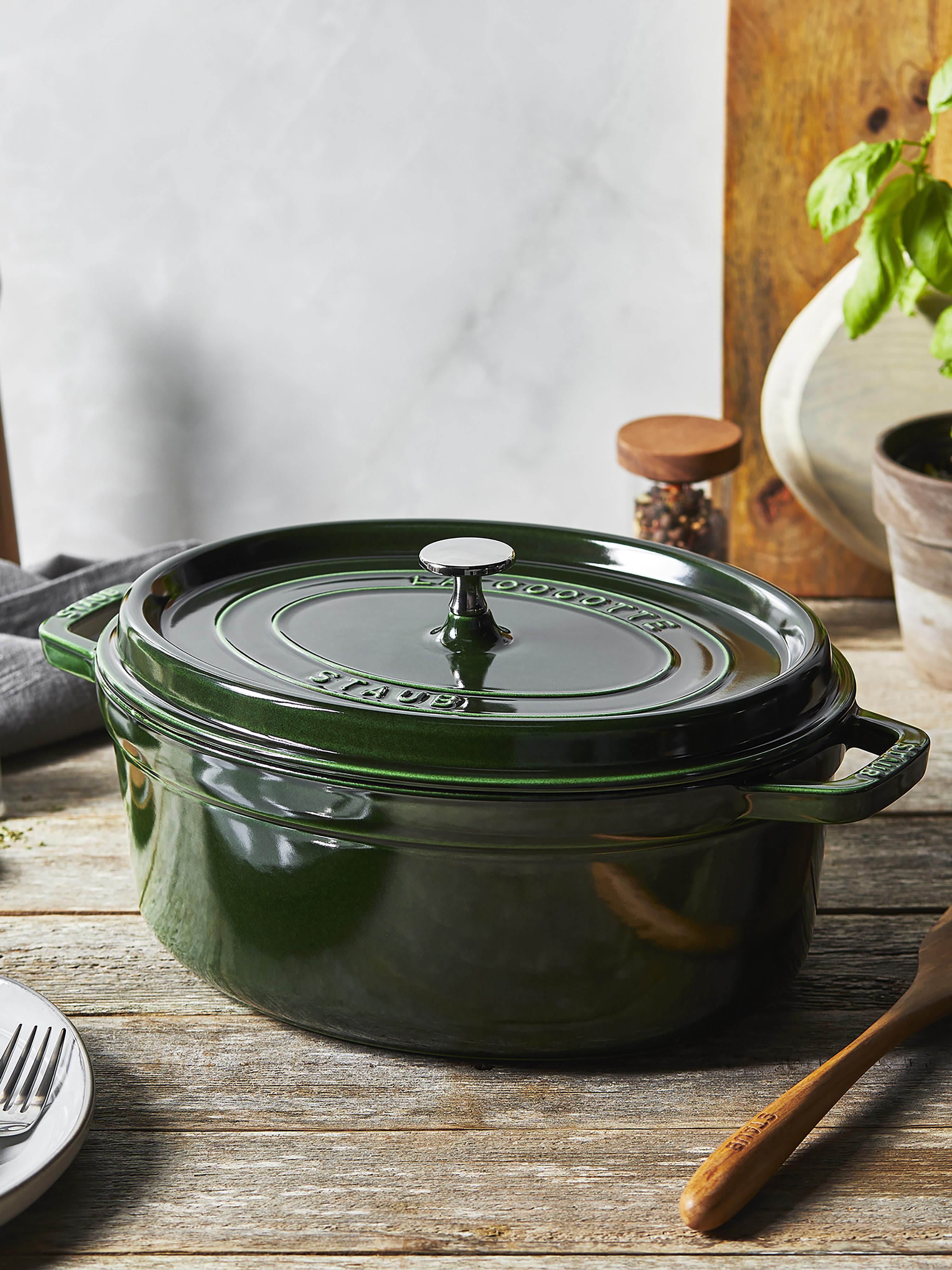Ovaler Bräter La Cocotte aus Gusseisen