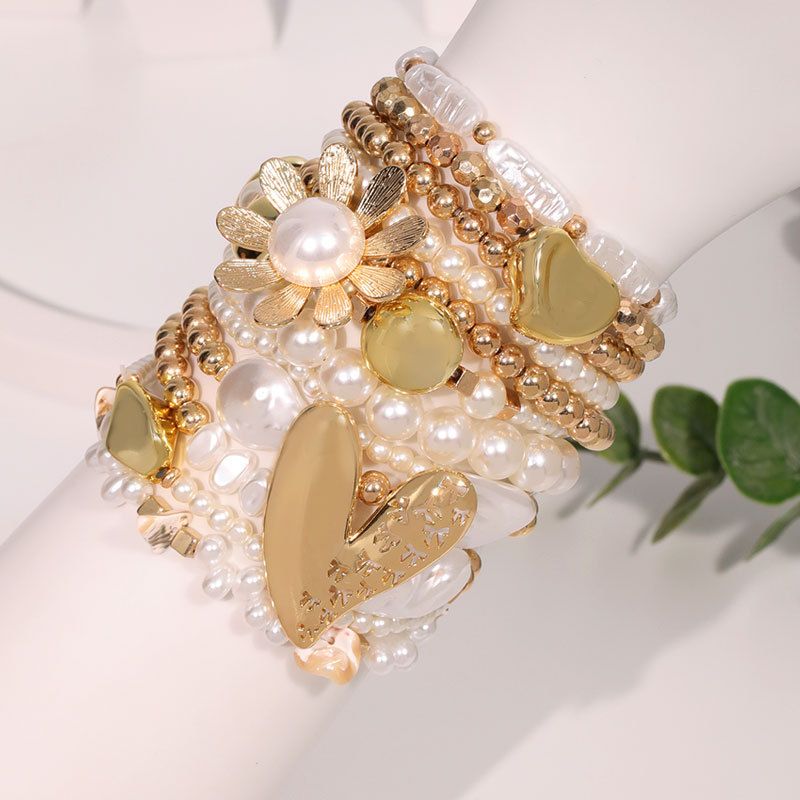 PEACH ACCESSORIES Heart & Daisy Pearlies Bracelet Stack