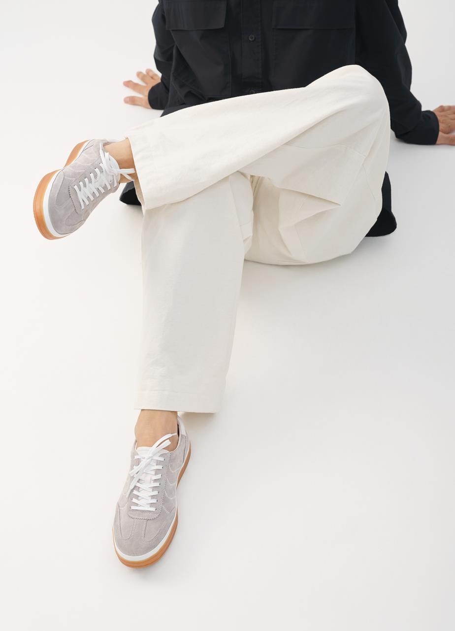 Leo Sneakers