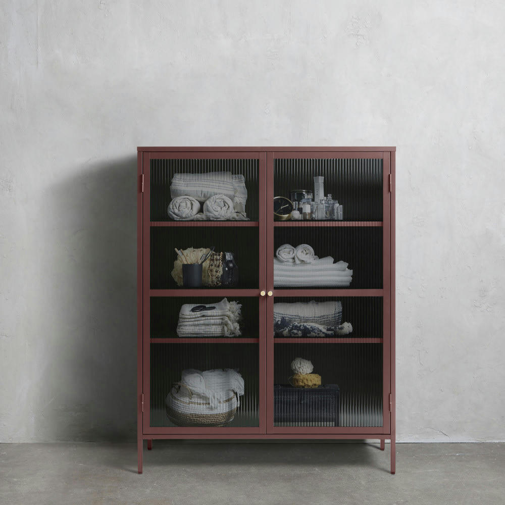 BJORN - Vaisselier 2 portes en verre strié et métal H140cm bordeaux