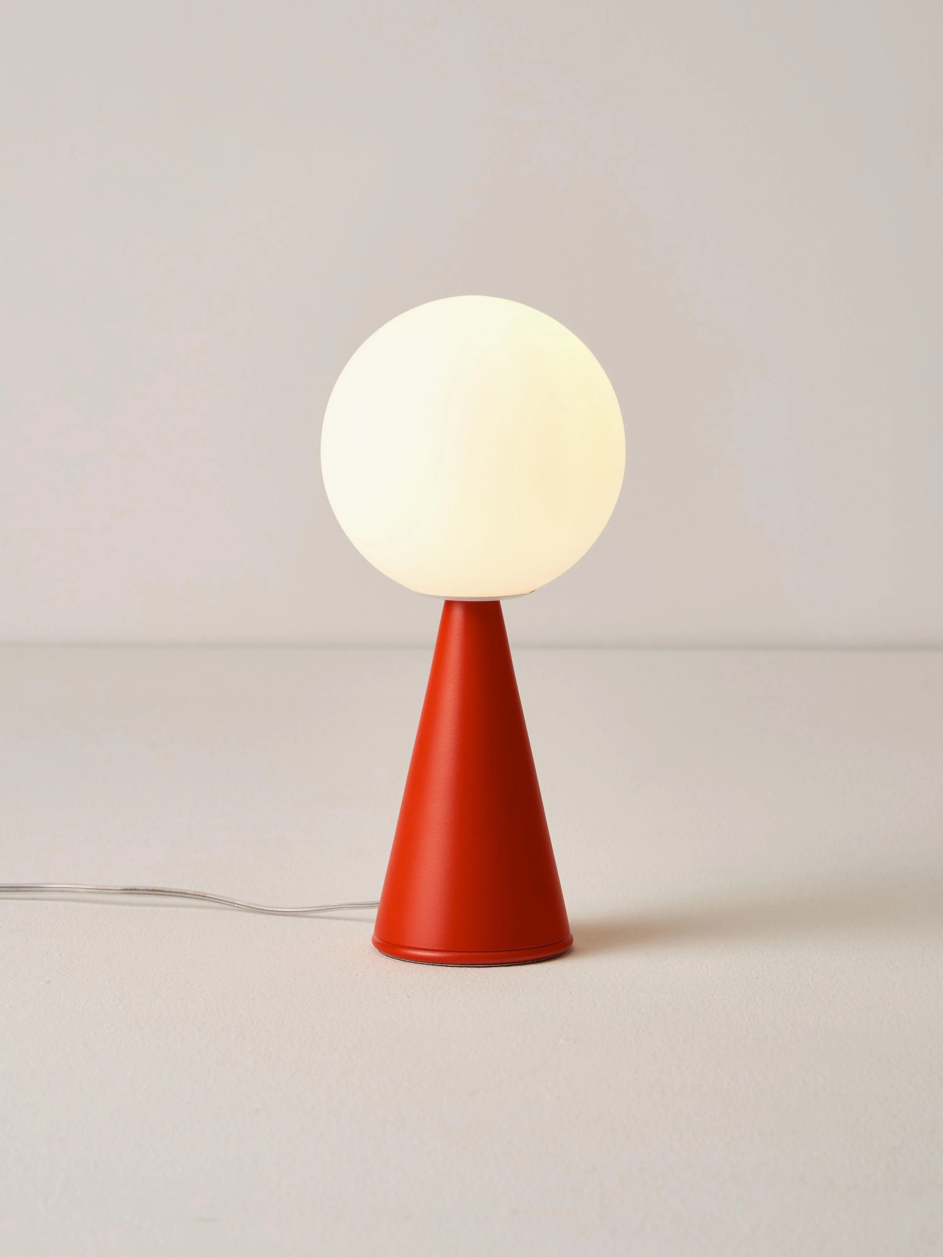 Kleine Tischlampe Bilia Mini, handgefertigt