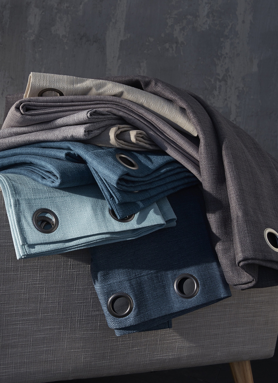 RIDEAU ISOLANT THERMIQUE UNI TEXTURÉ GRIS