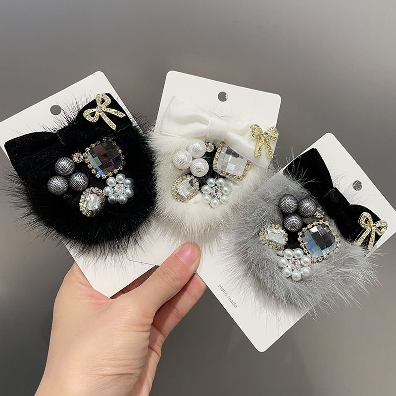 PEACH ACCESSORIES Faux Fur Brooch with Velvet Bow and Gems