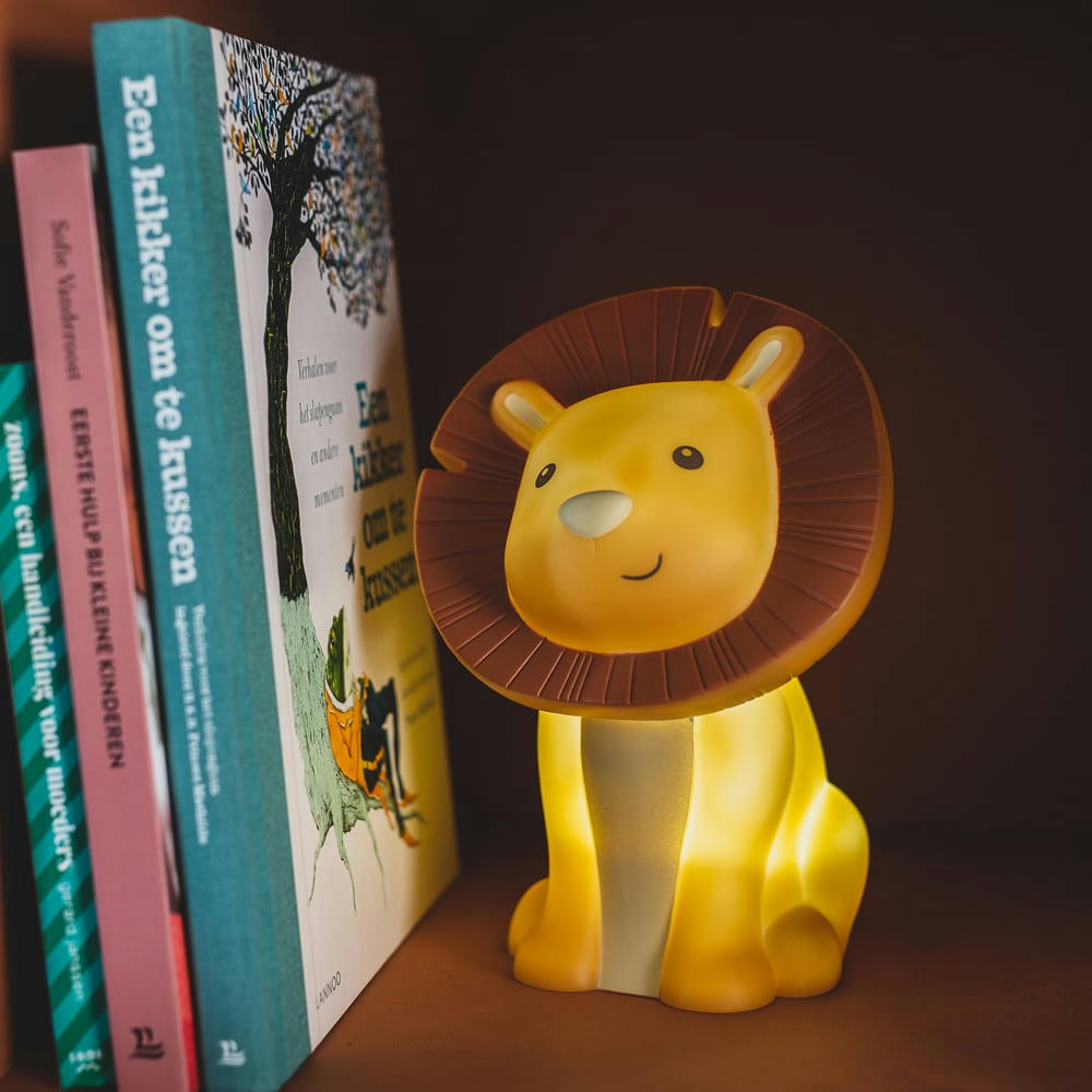 LION - Veilleuse Hakuna