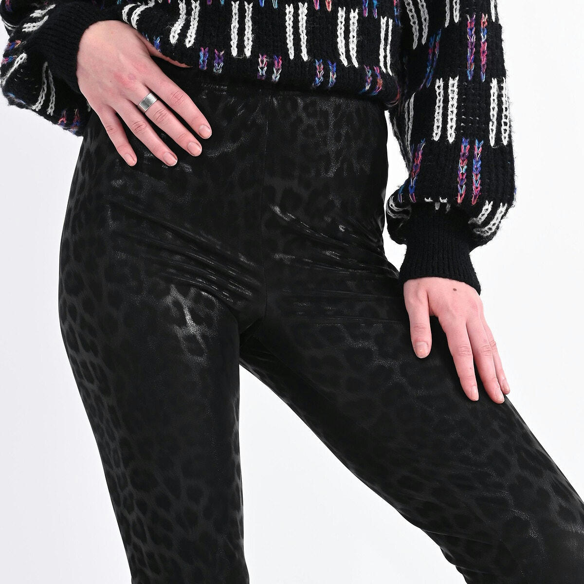 Legging  motif léopard ton sur ton