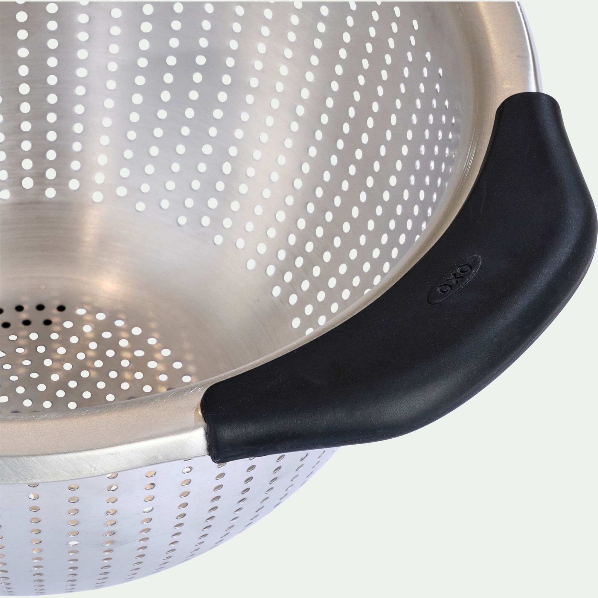 OXO - Passoire en inox 2,8L - noir