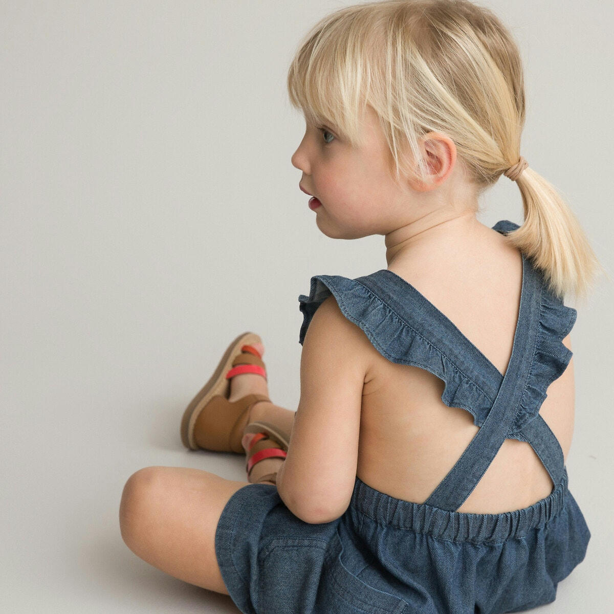 Robe tablier en denim léger