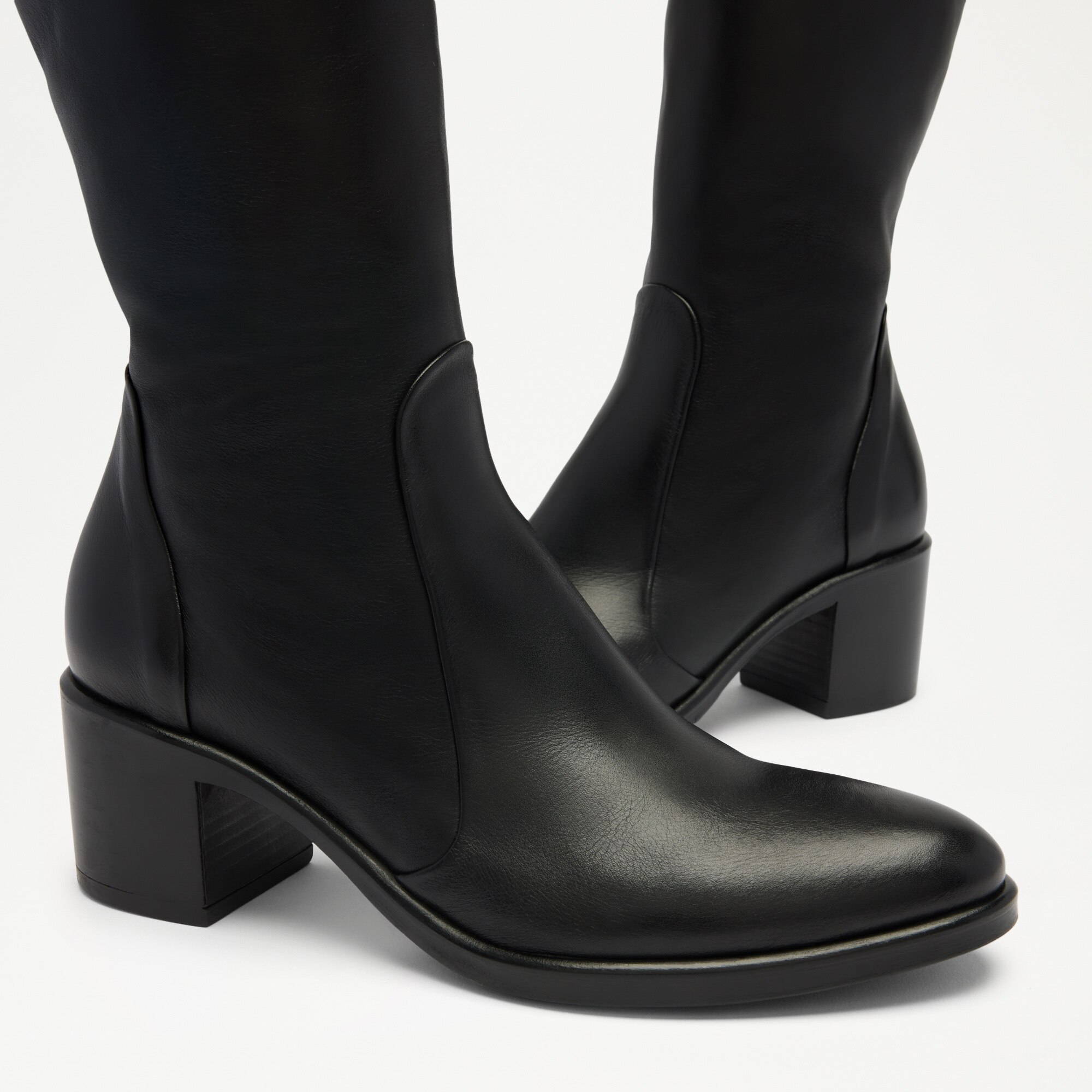 Kicking High<br>Slim Tall Boot