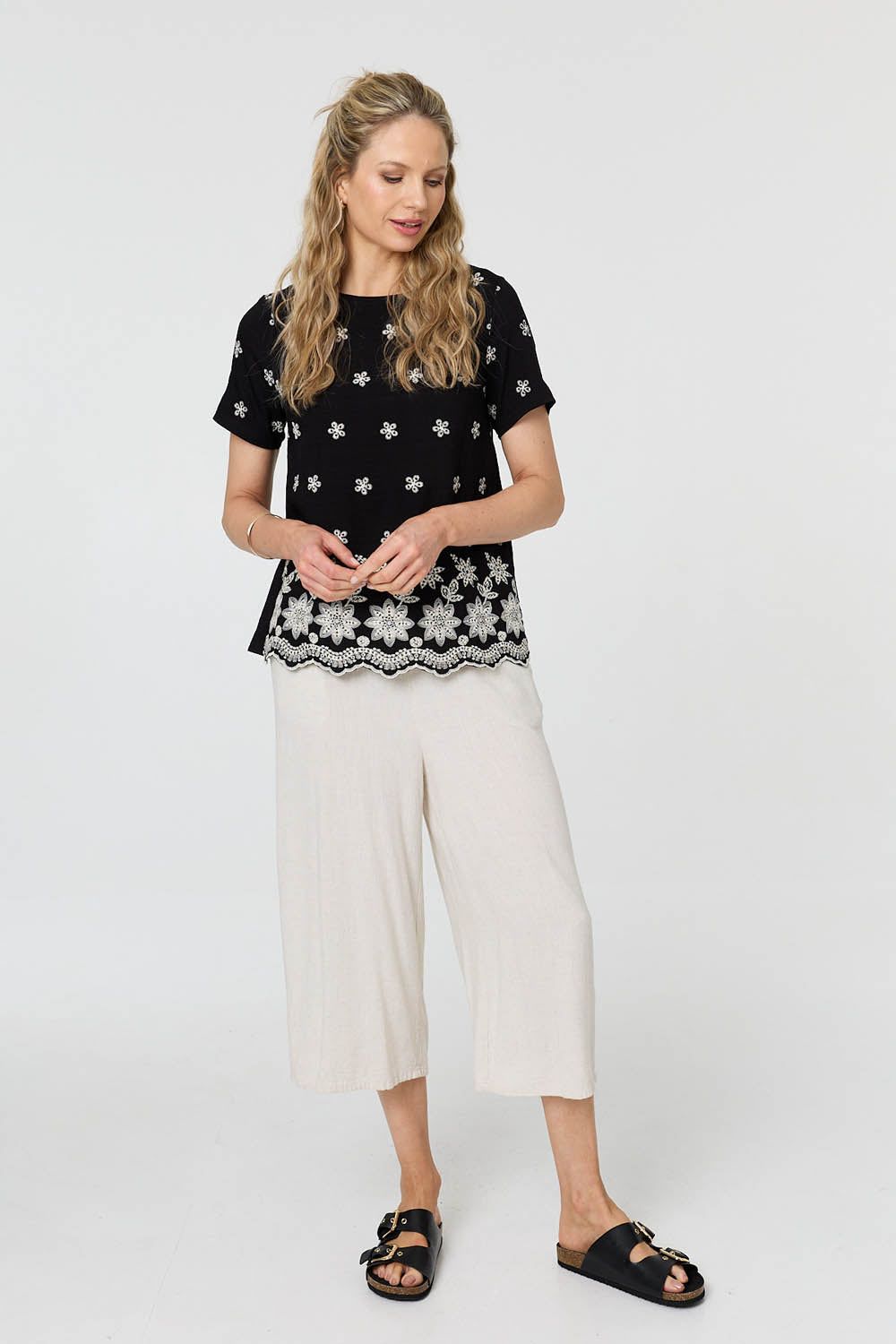 Izabel London Floral Embroidered Short Sleeve Top