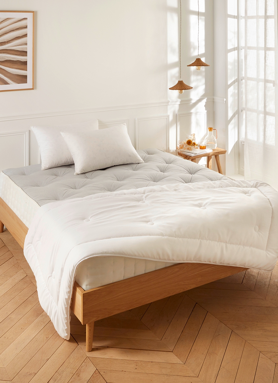 ÉDREDON DE GARNISSAGE MOELLEUX BOUT DE LIT BLANC