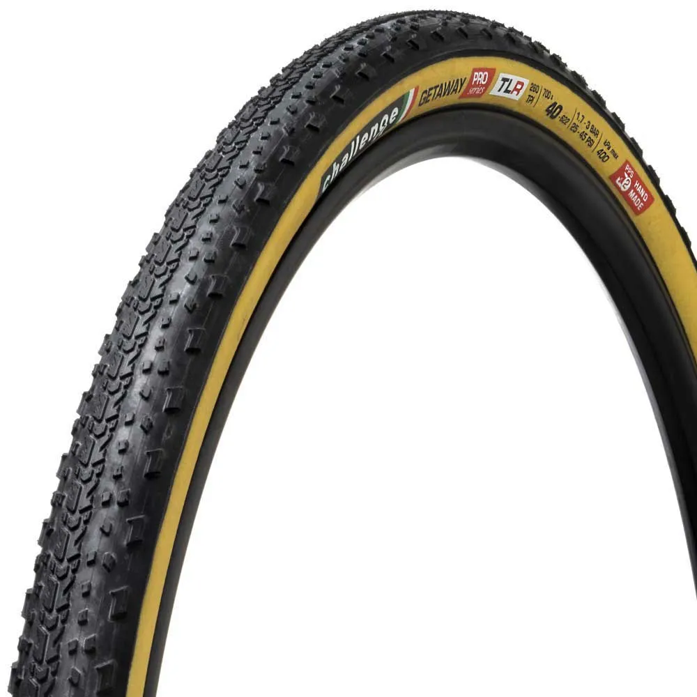 Challenge Getaway Vulc Tubeless 700 x 40 gravel tyre