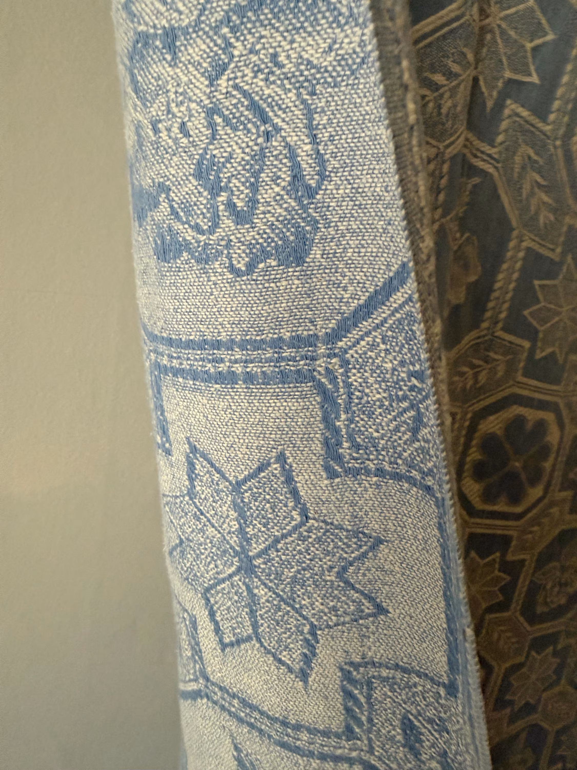 Vintage 1940s 1950s Cotton White and Cornflower Blue Bedspread summer weight