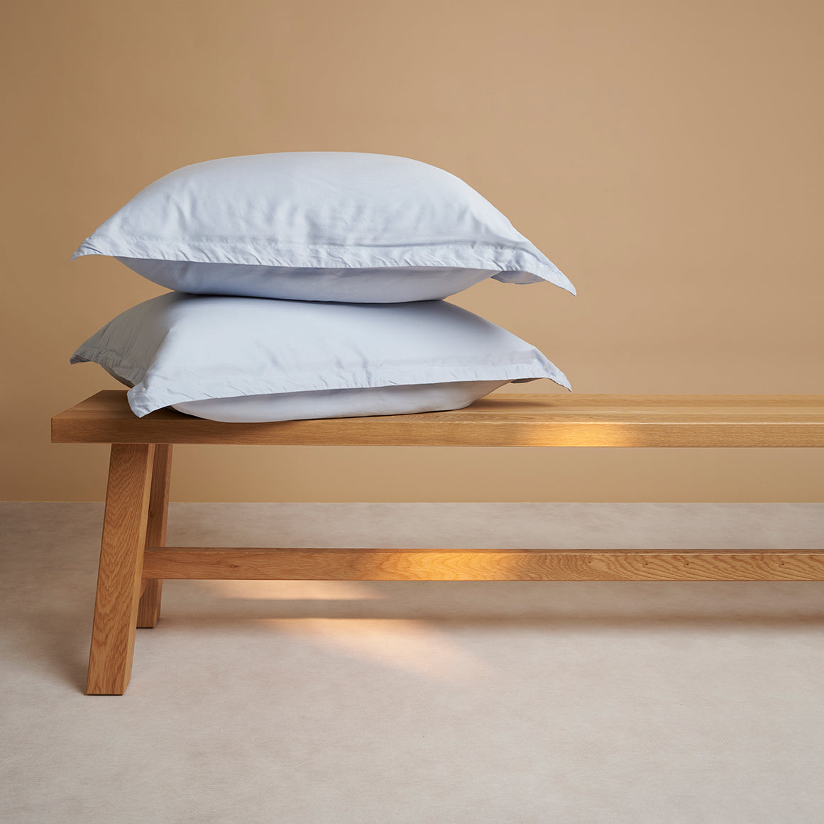 Coco & Cici - Tencel Twill Kussensloop 60 x 50 cm - Kussenhoes - Lichtblauw - Lyocell - Extra Zacht - 3 cm Volant