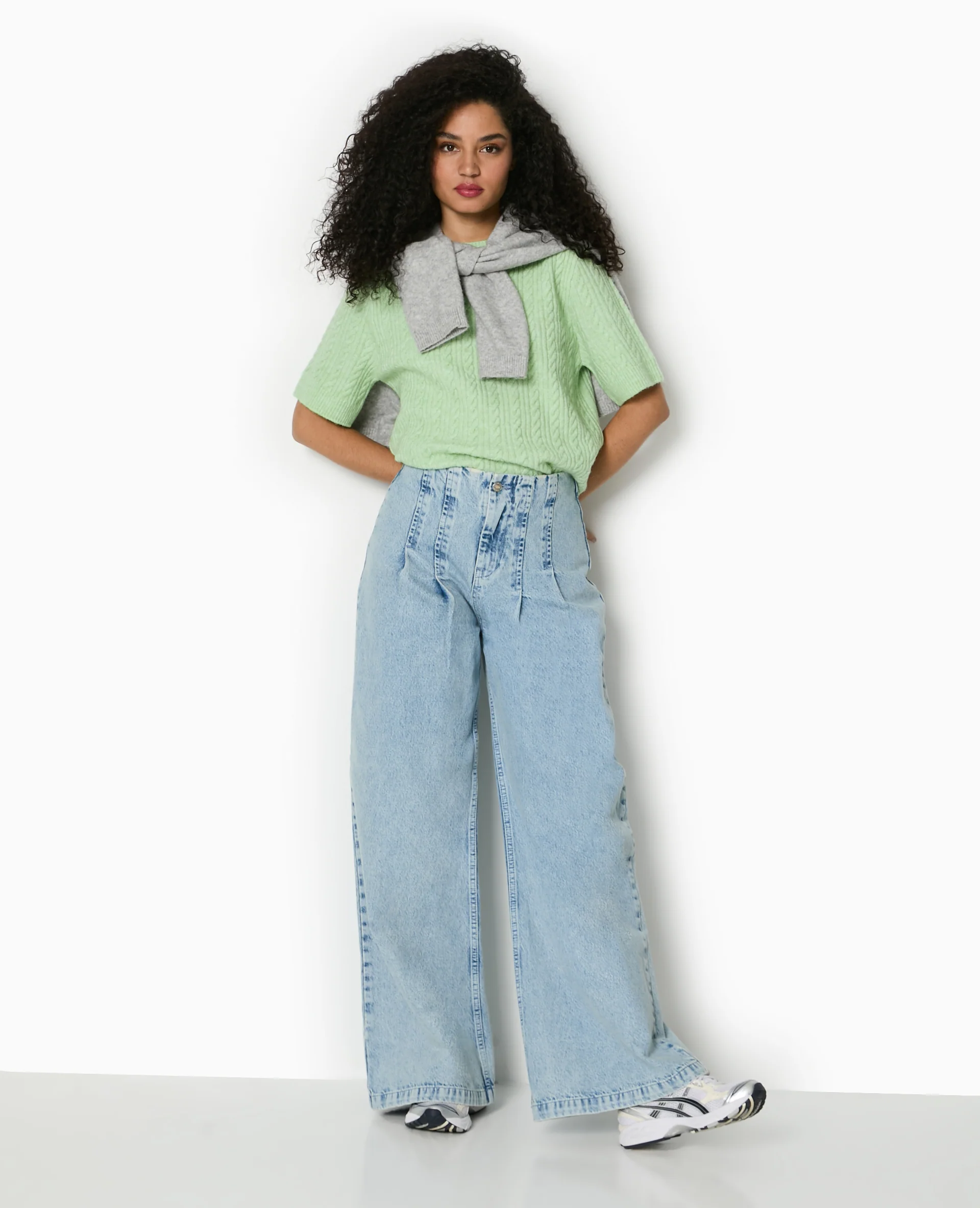 Pull manches courtes maille torsadée