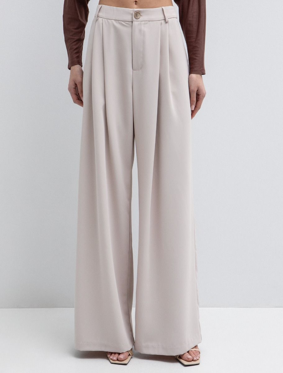 Wide leg παντελόνι με πιέτες