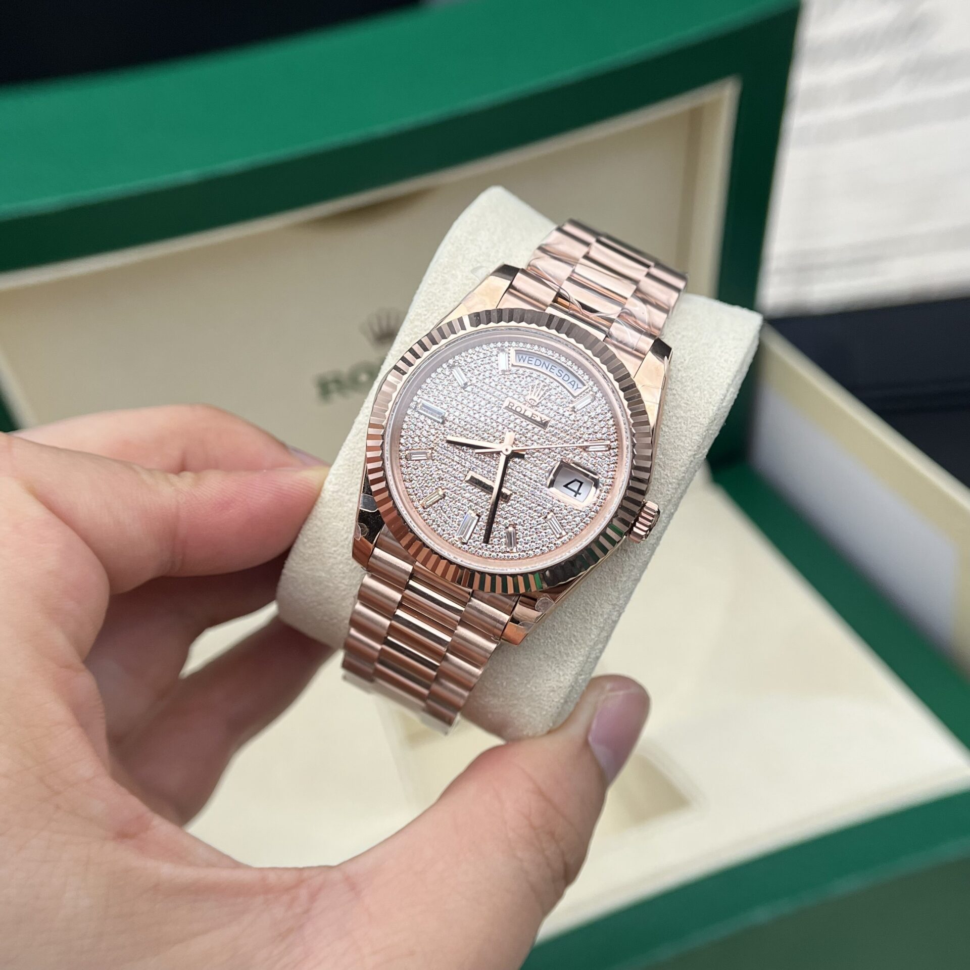 Rolex Day-Date RG Plated Diamond Dial CZ Diamonds 40mm Super Clone