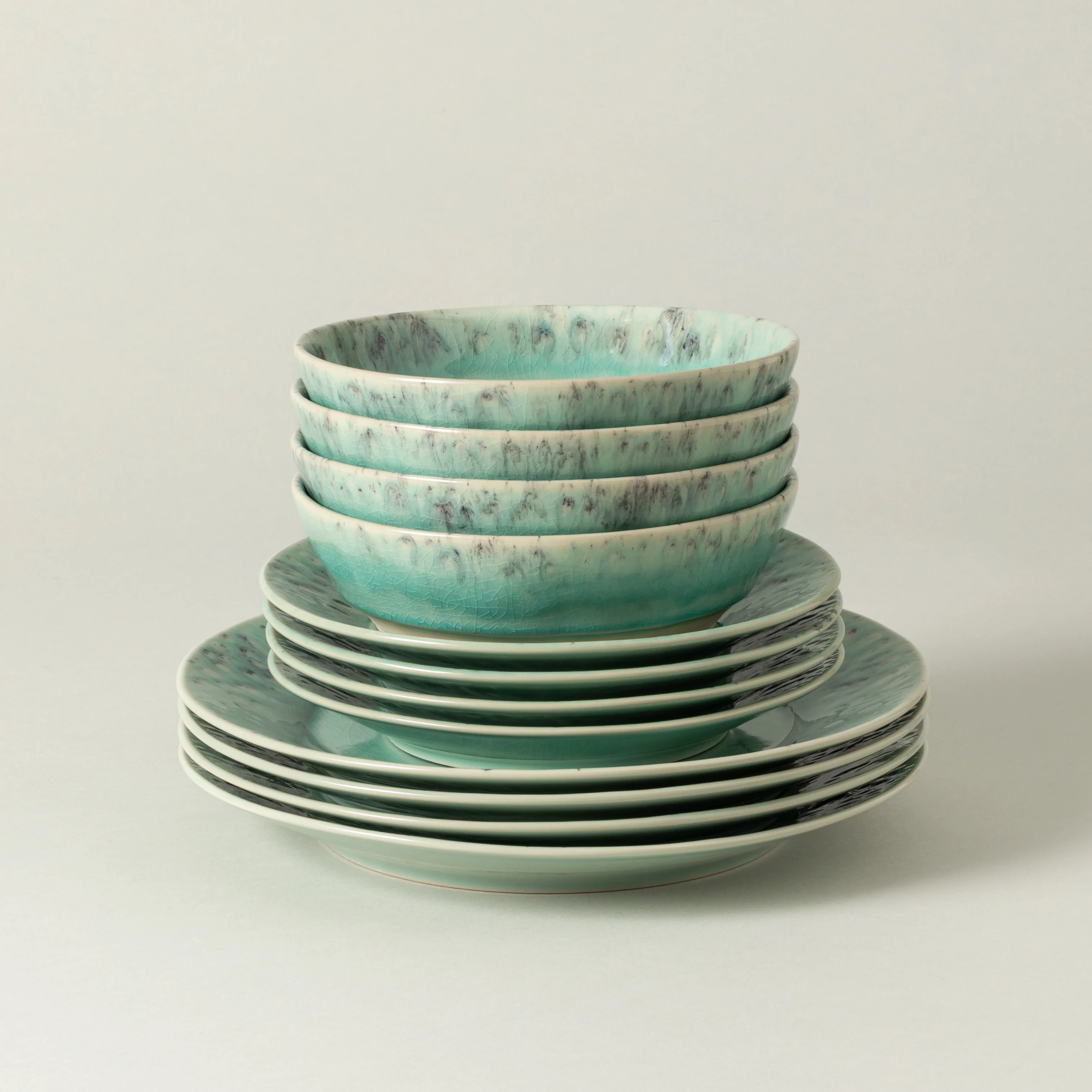12-Piece Dinnerware Set with Soup/Pasta Bowl Madeira