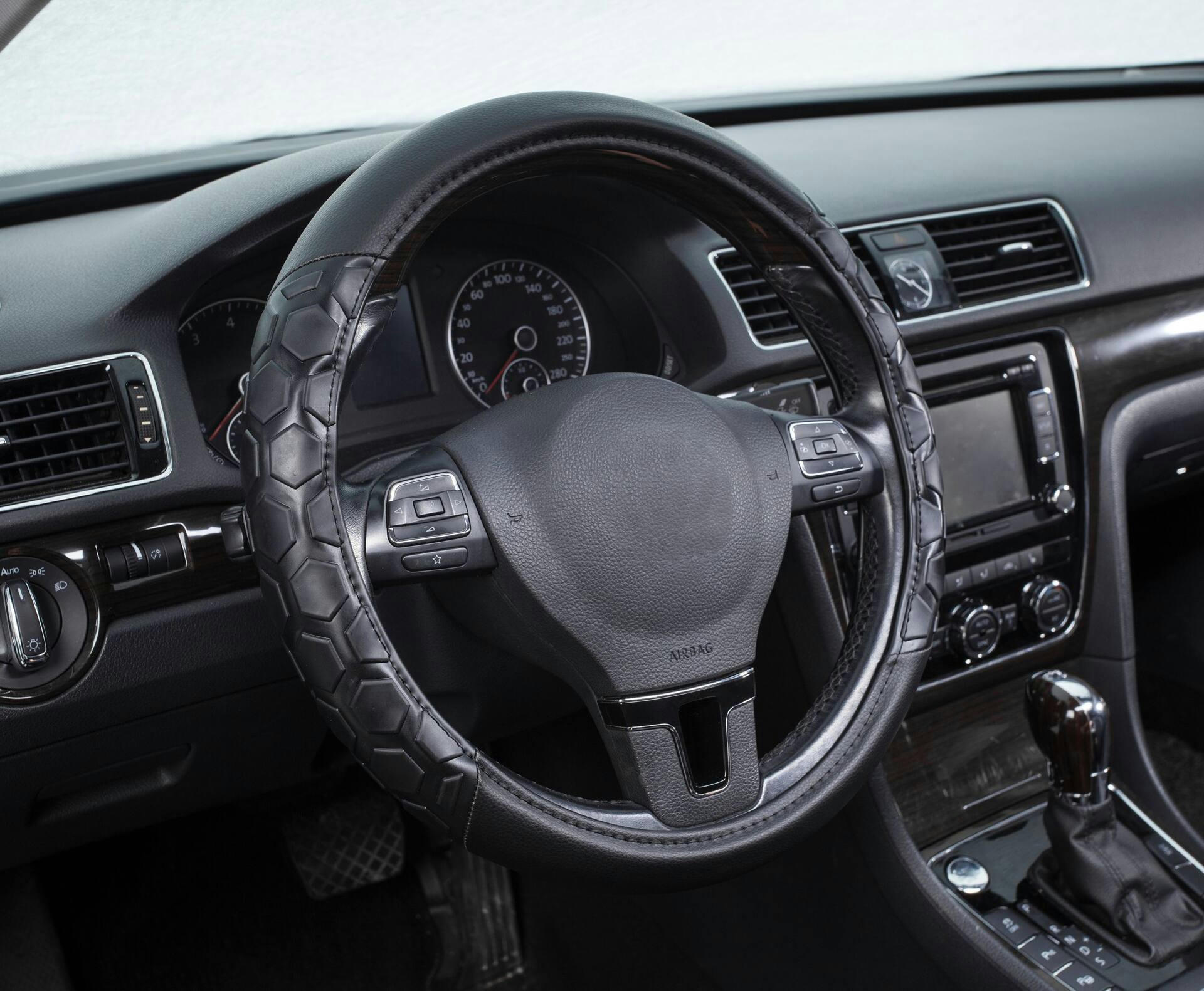 AutoTrends Faux Leather Truck Hexagon Steering Wheel Cover, Black