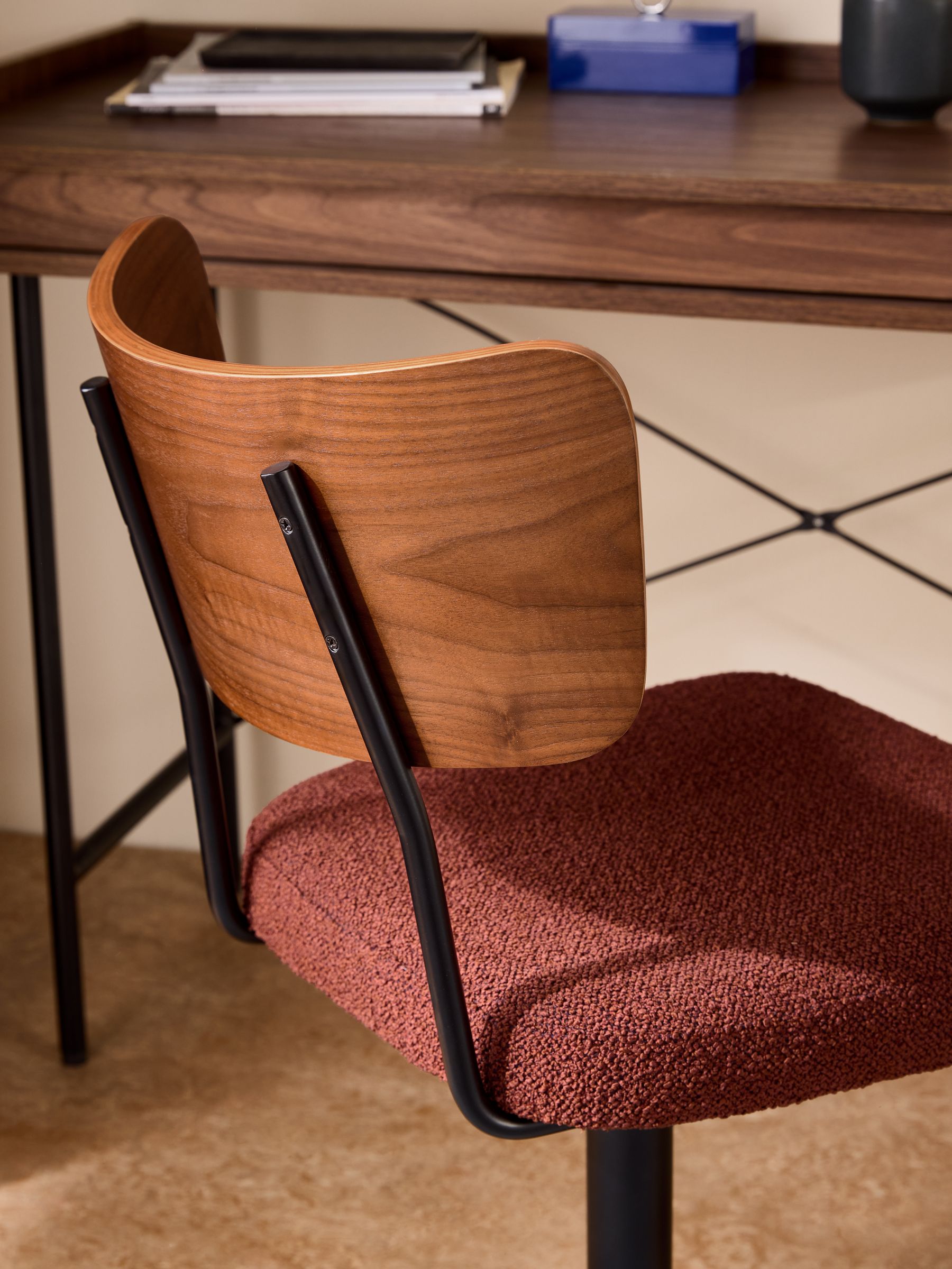 Amalyn Office Chair in Rust Red