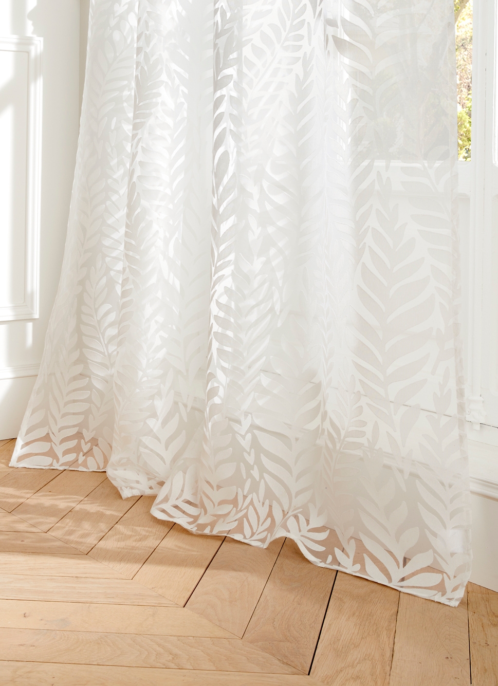 VOILAGE FEUILLE BLANC