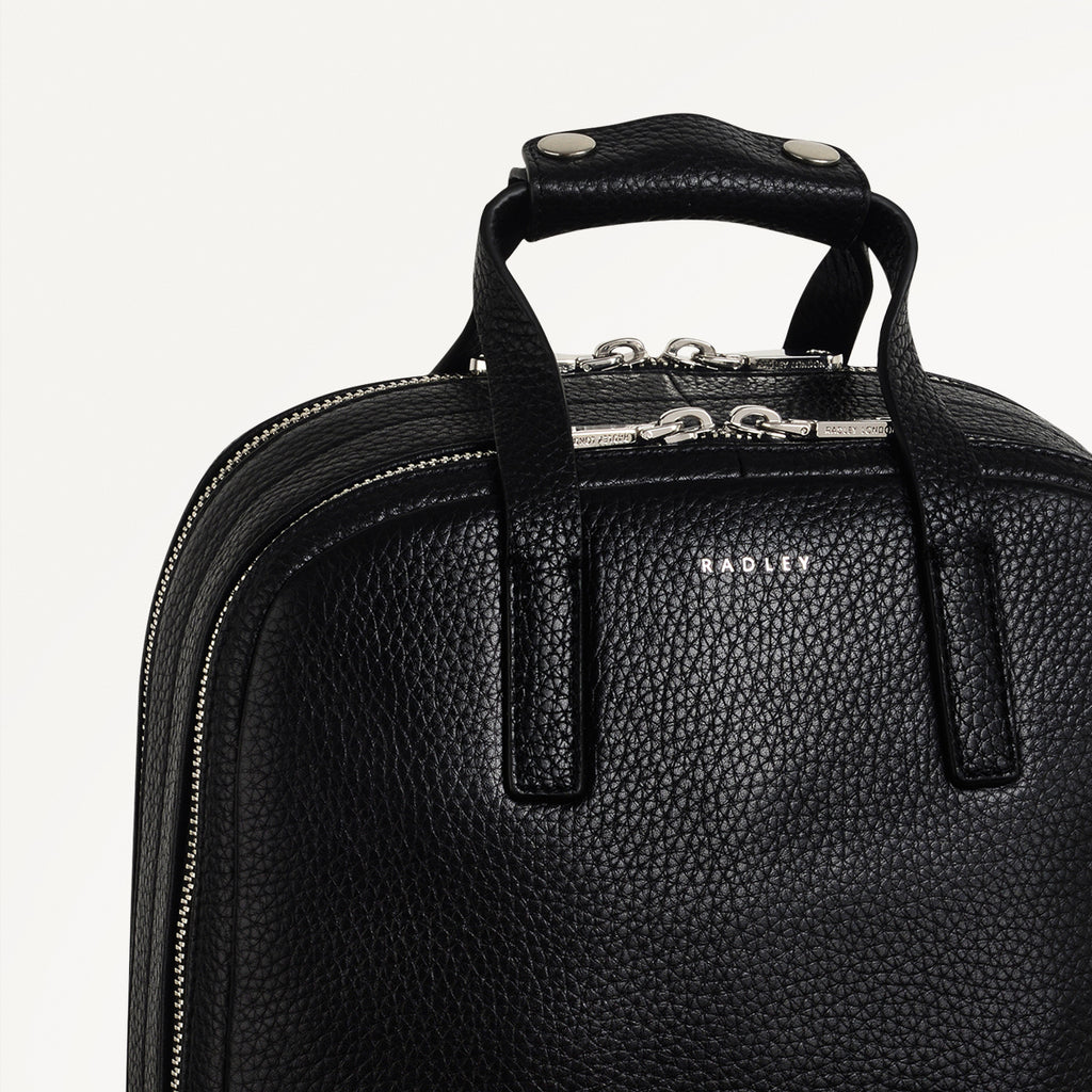 Dukes Place - Medium Zip Around Backpack