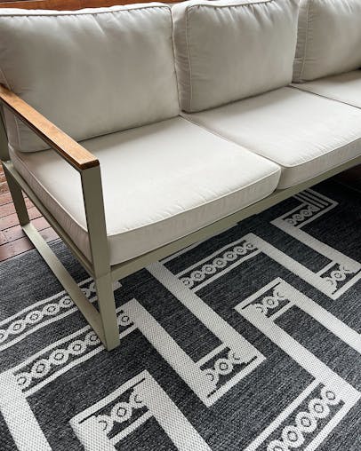 Teyona Charcoal and Ivory Tribal Flatweave Indoor Outdoor Rug