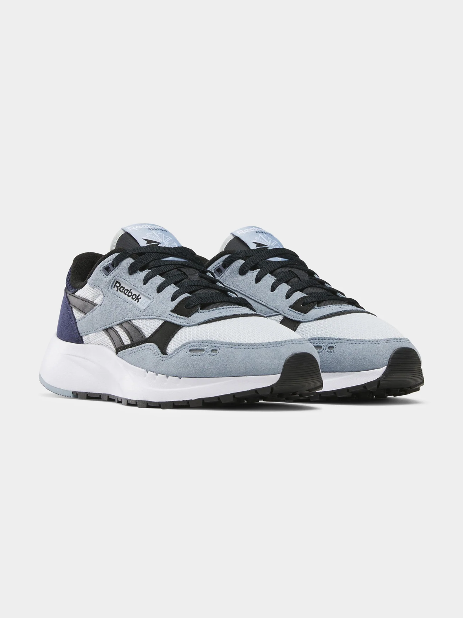 Unisex Classic Leather 2400 Sneakers