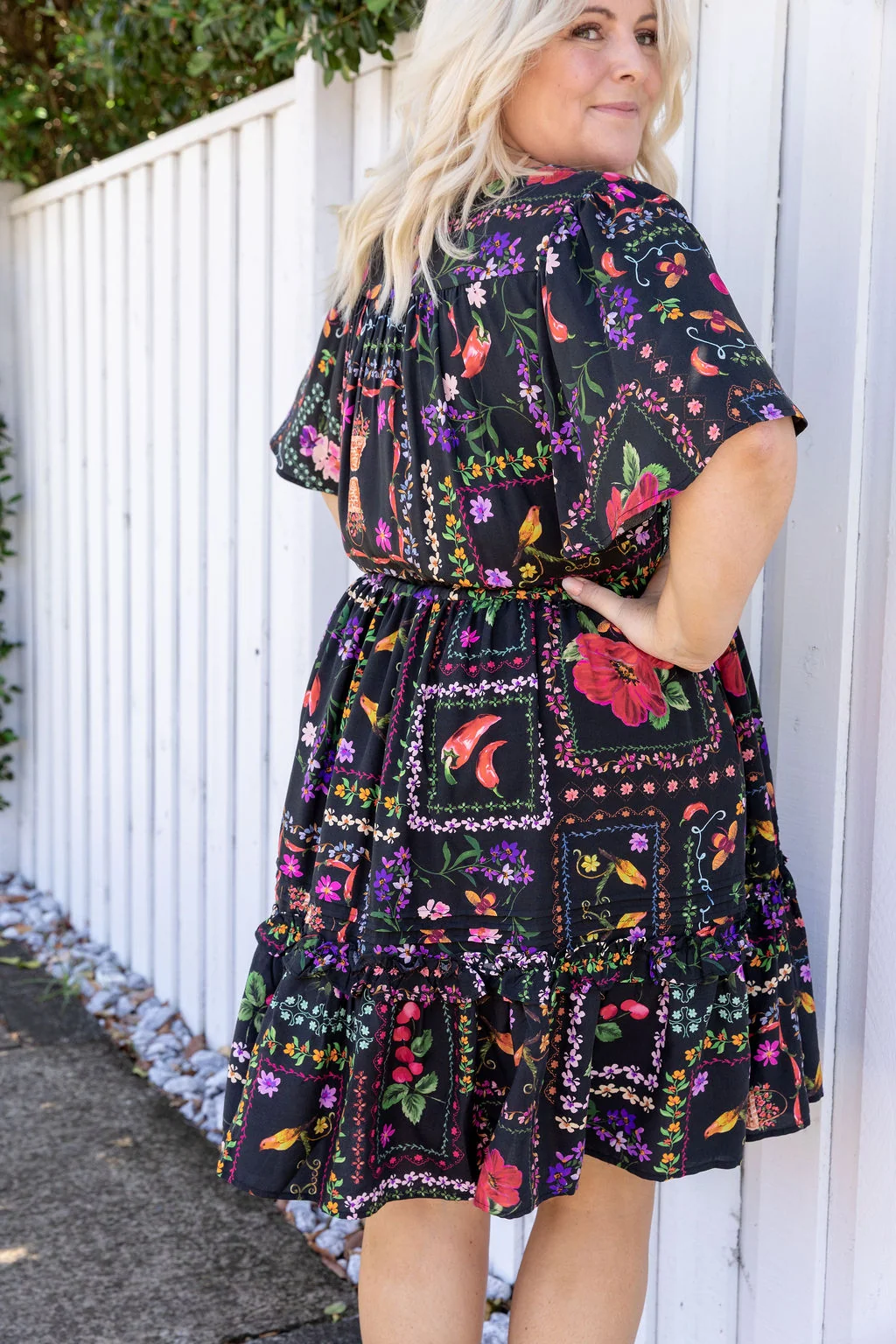 Lisa Dress in Sweet Bee