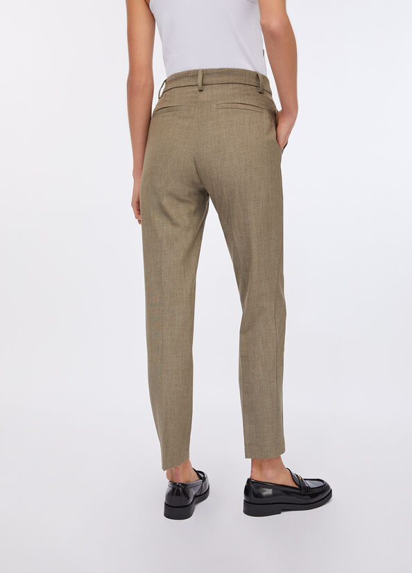 Pantaloni a sigaretta